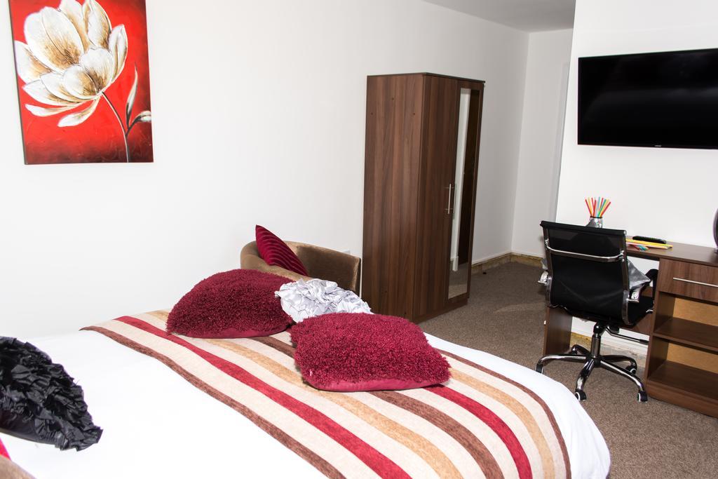 Trivelles Mayfair,Στόκπορτ Εξωτερικό φωτογραφία